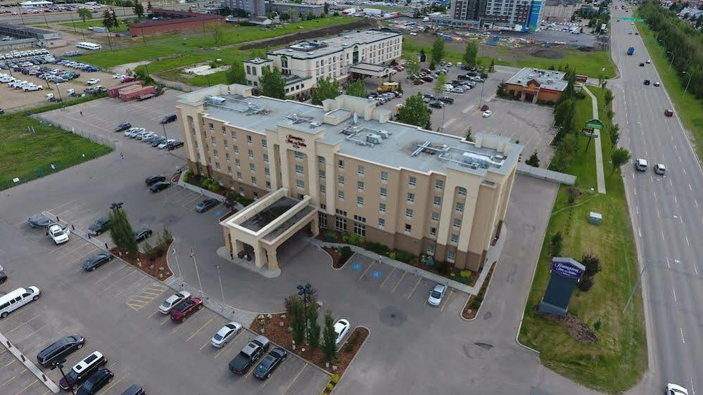 Hampton Inn & Suites Edmonton/West Exterior photo
